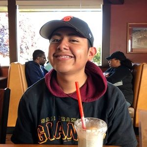 Meet your Posher, Agustin